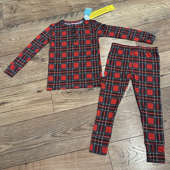 🆕 🌲 Gigi and Max Holland Two Piece Pajamas in 2T/3T - Picture 7 of 7